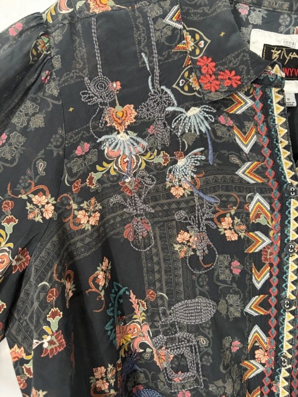 Johnny Was Black Floral Paisley Embroidered Long Sleeve Tunic - Picture 10 of 16